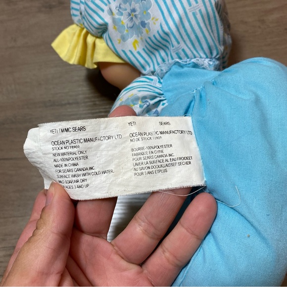 Baby Doll Vintage 90s Plush Toy blue and yellow - Picture 6 of 6